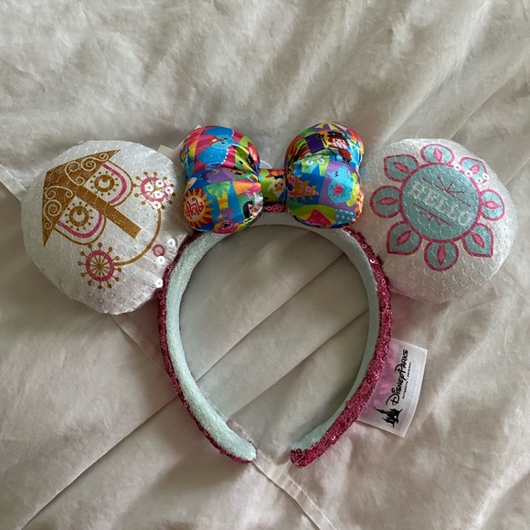 It’s a small world Mickey Ears. brand New with tags - Picture 2 of 5